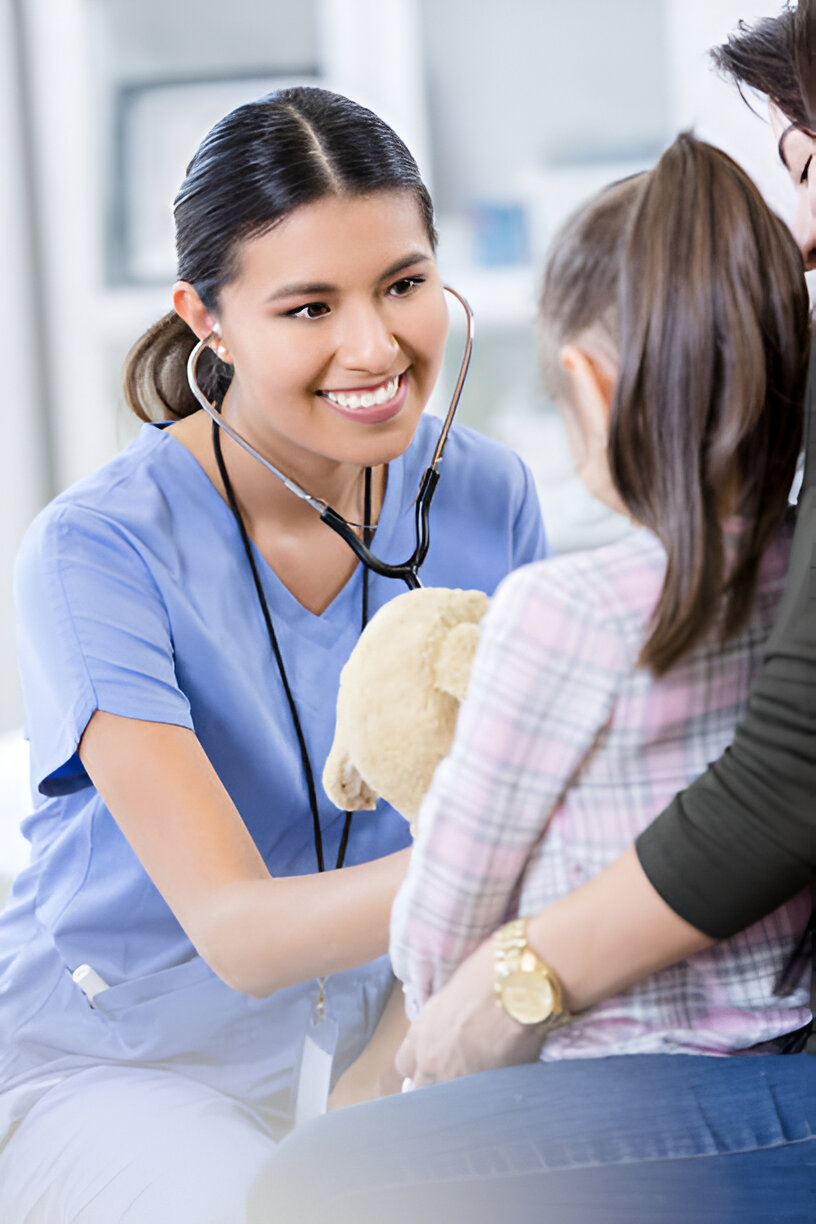 Doctor using stethoscope 